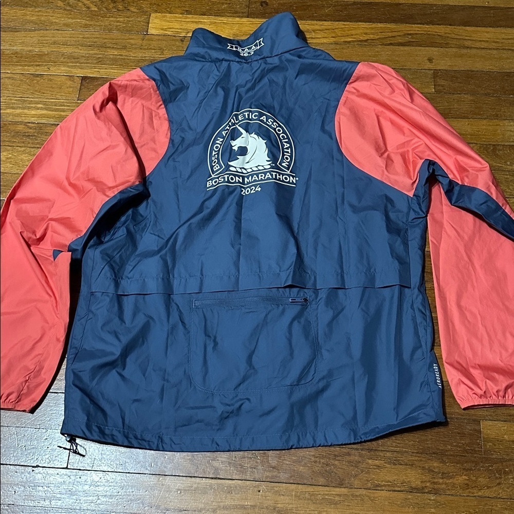 Adidas 2024 Boston Marathon Celebration Jacket, Large, NWT - Picture 4 of 5
